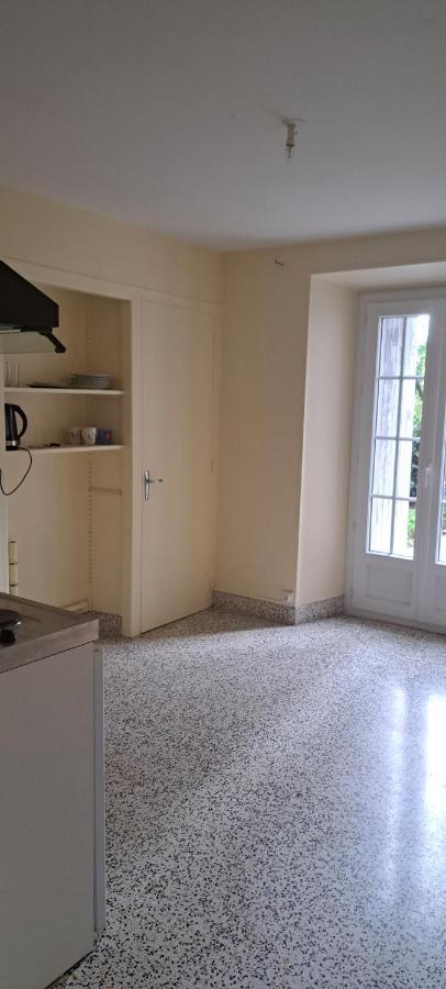 Super Appartement La Souterraine Exterior photo